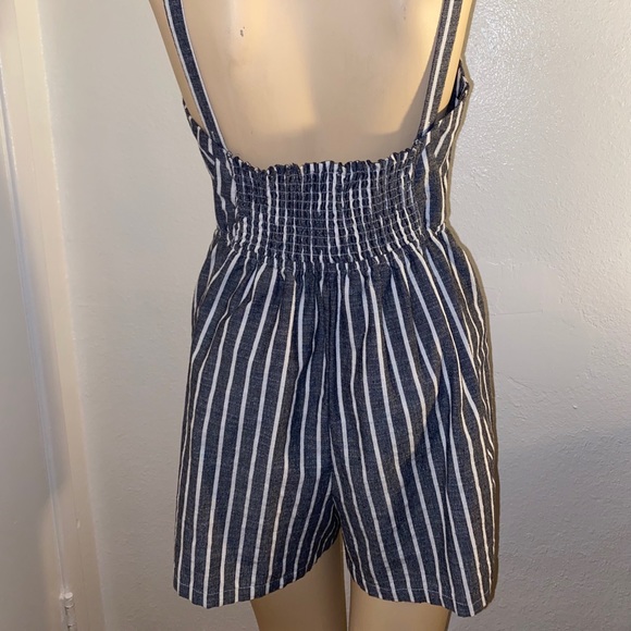 Romper - Picture 2 of 3